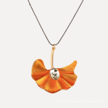 2018 New Arrived Jewelry Vogue Delicate Alloy Ginkgo Leaf Pendant Necklace for Women